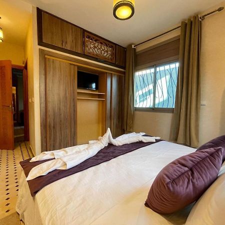 Hotel Apartments Lexpert " Riad The Family" Merzouga Exterior photo